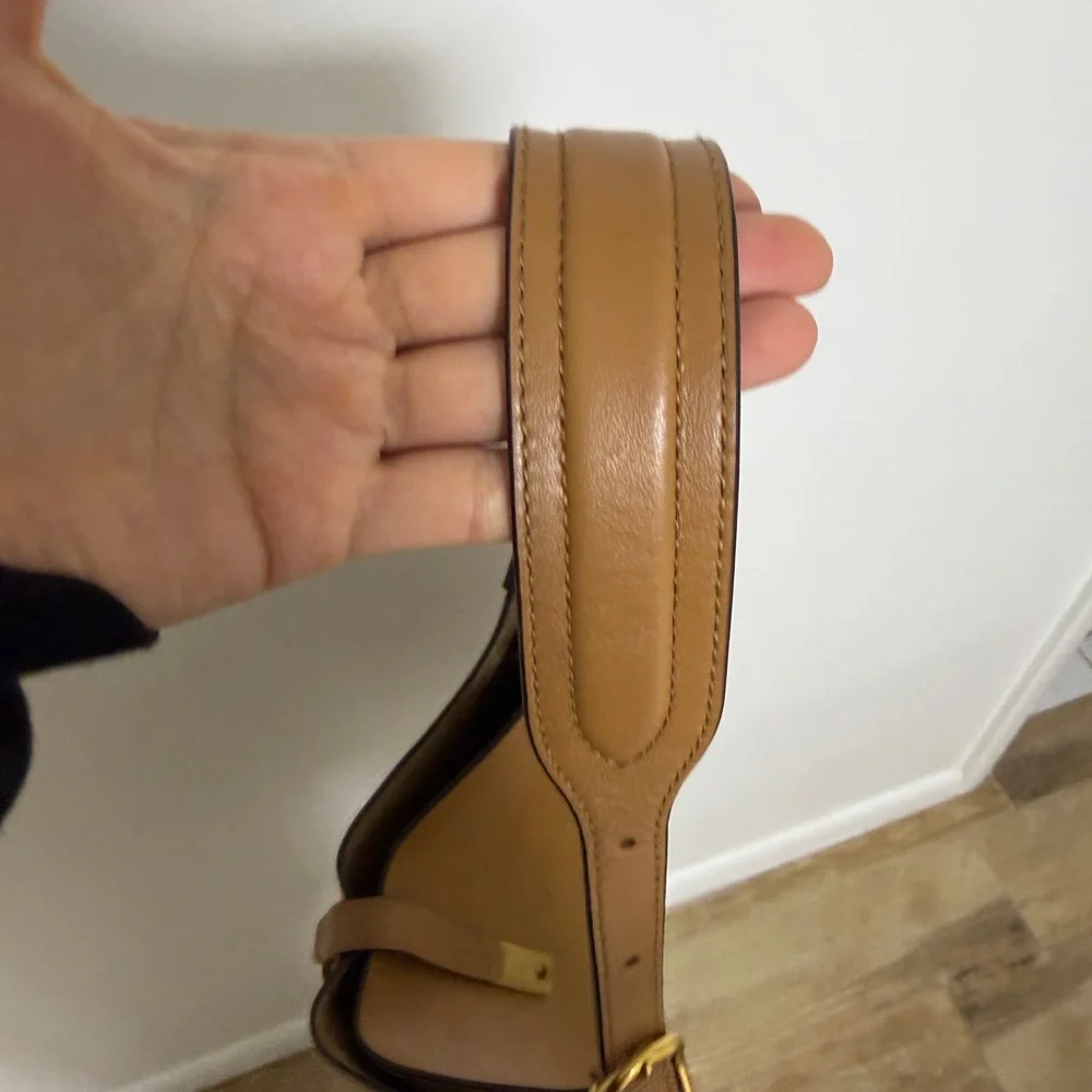 Polo Ralph Lauren
Polo Id Calfskin Large Shoulder Bag - Picture 6 of 13